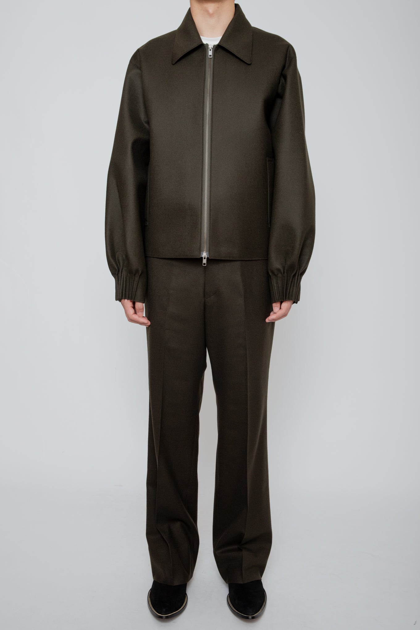 SEMI FLARED TROUSERS / DARK OLIVE