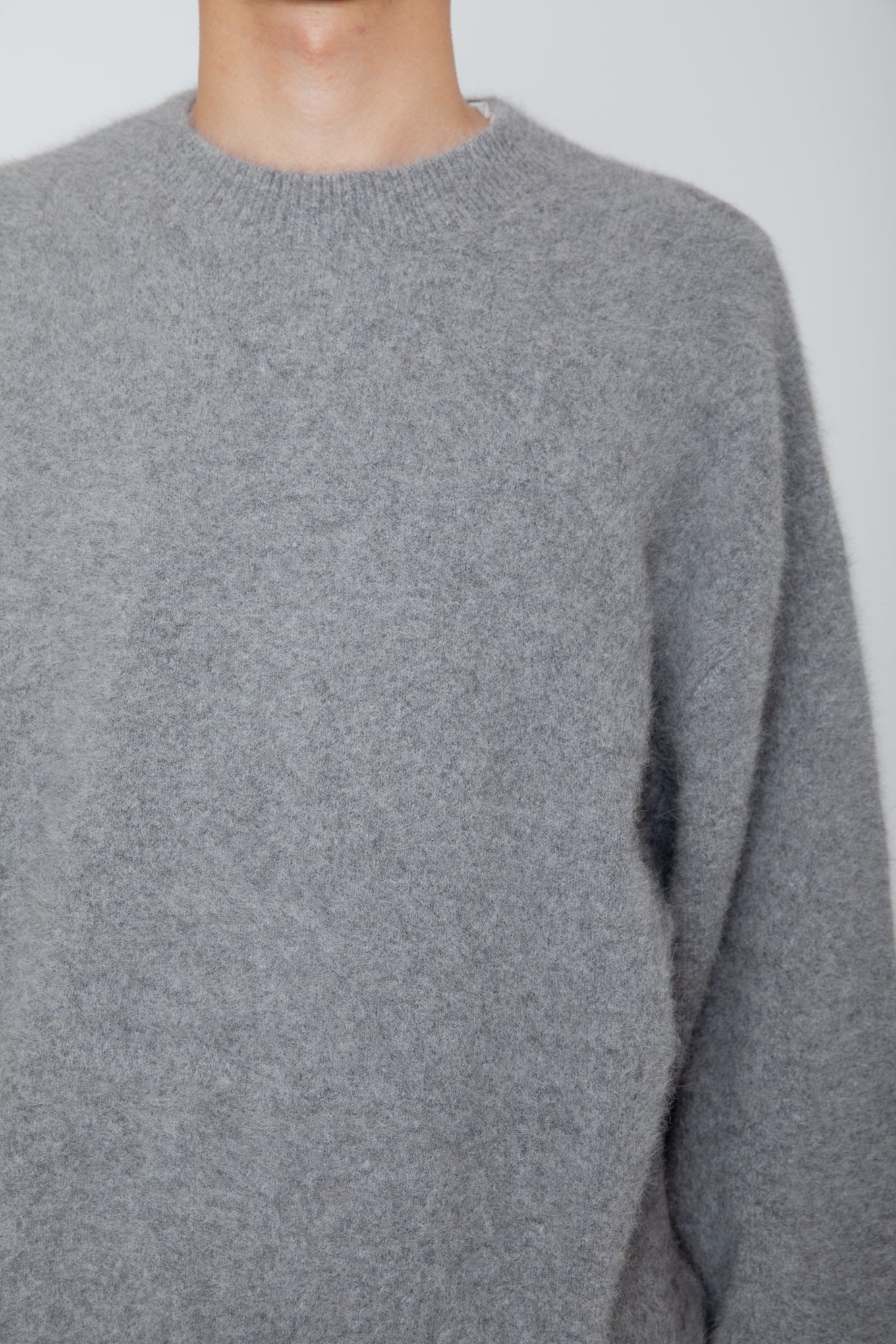 FOX CASHMERE CREW NECK SWEATER / GRAY