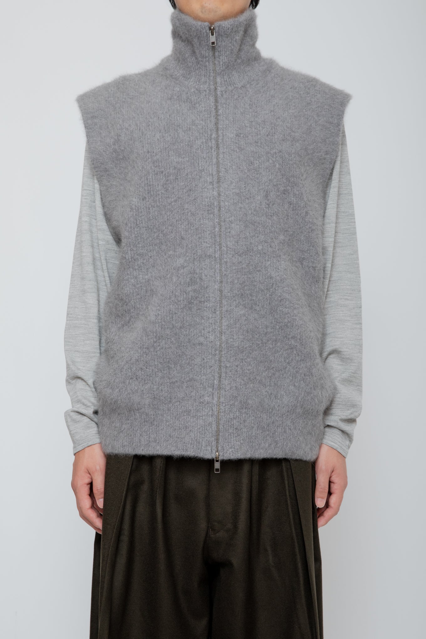 FOX CASHMERE ZIP-UP VEST / GRAY
