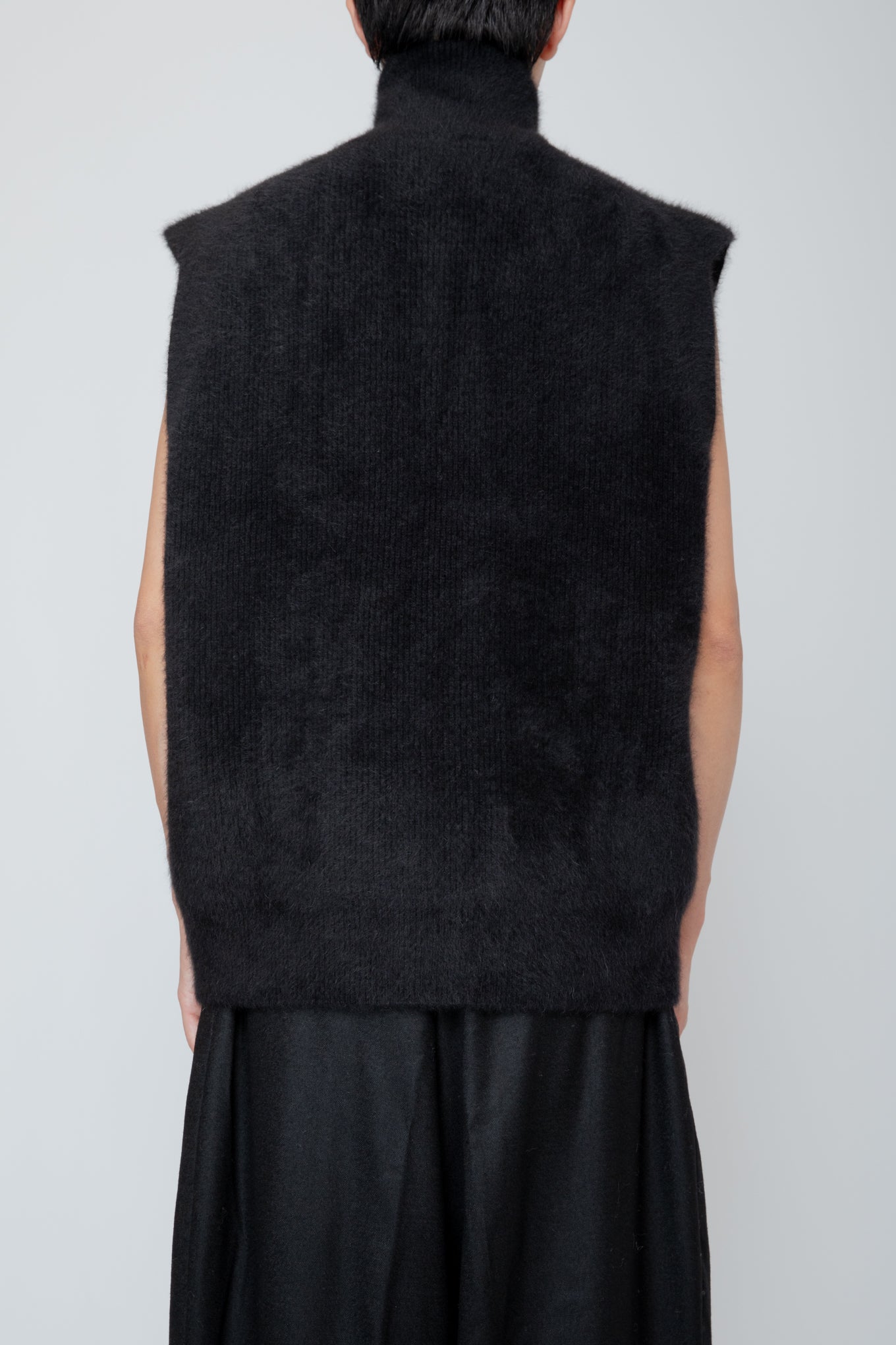 FOX CASHMERE ZIP-UP VEST / BLACK