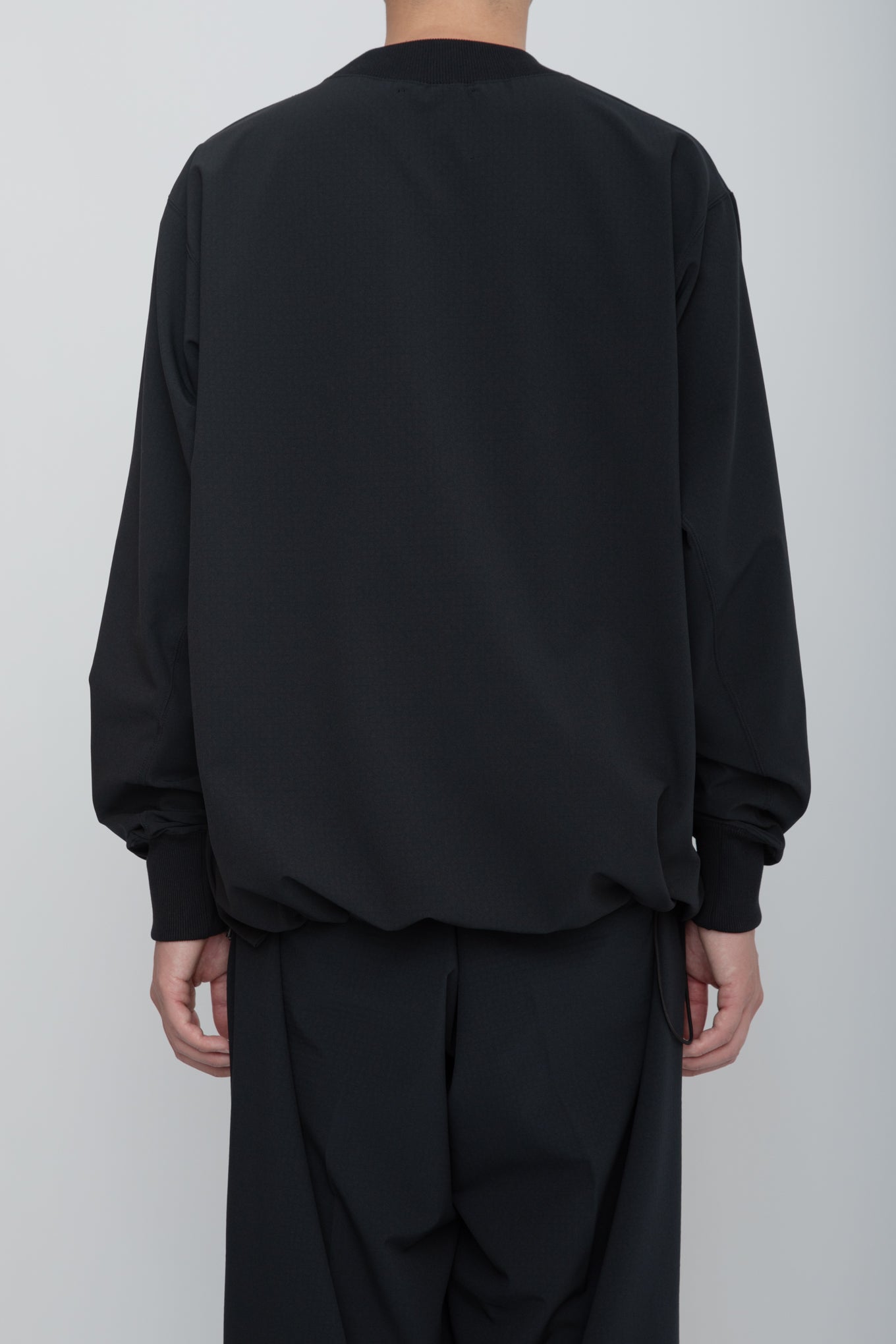 VOYAGER PULLOVER /  BLACK
