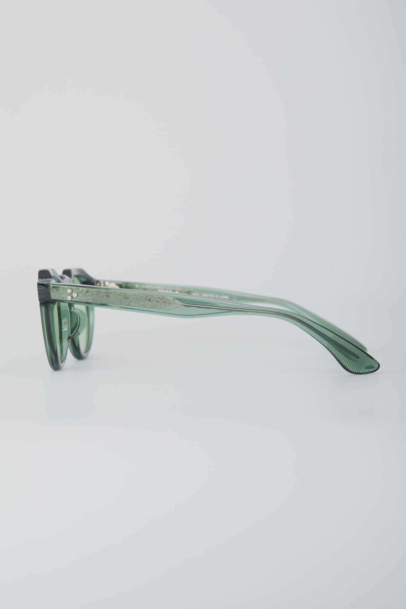 CROWN PANTO / FRAME-GREEN  LENS- GREEN