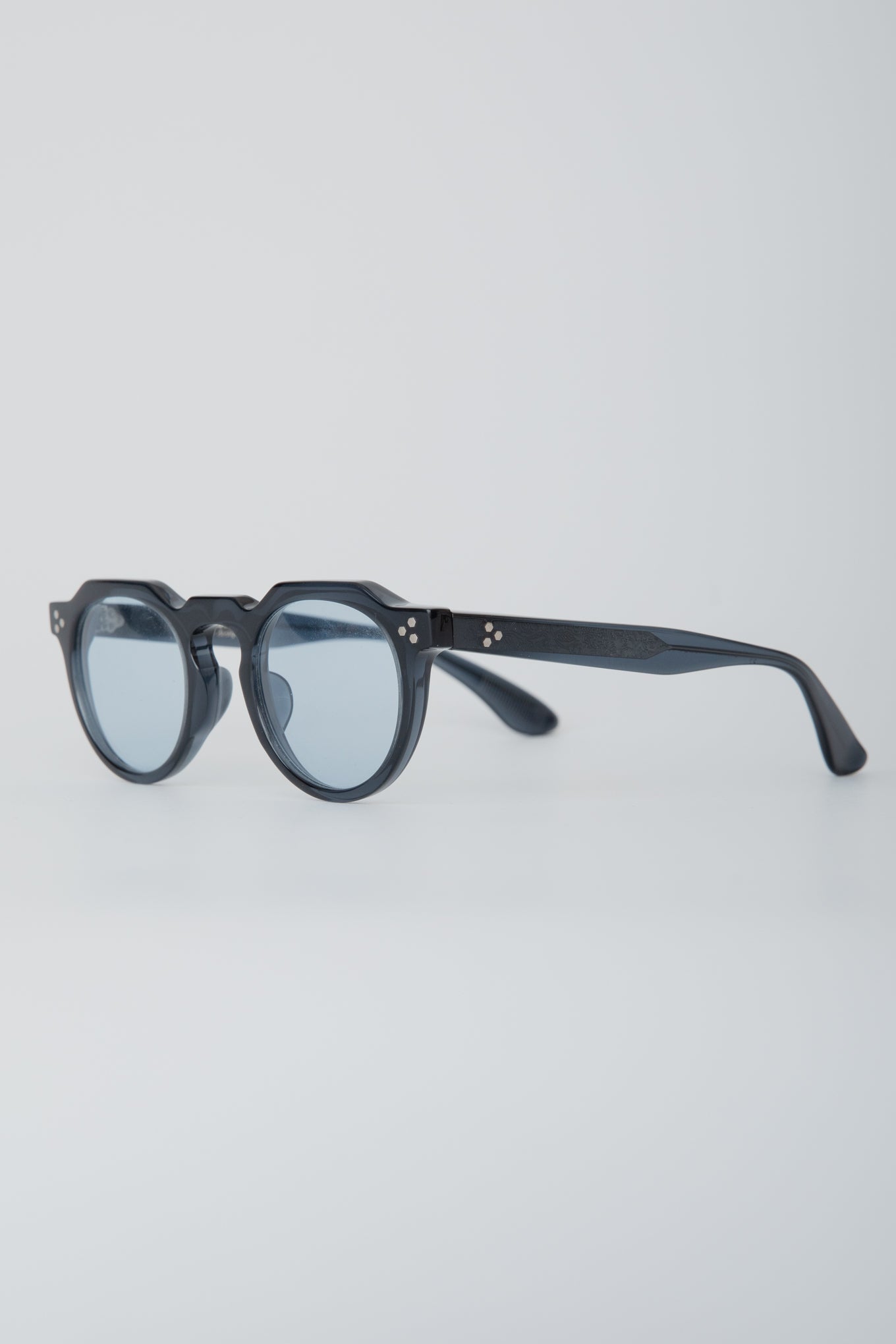 CROWN PANTO / FRAME-NAVY LENS-NAVY – RAINMAKER KYOTO