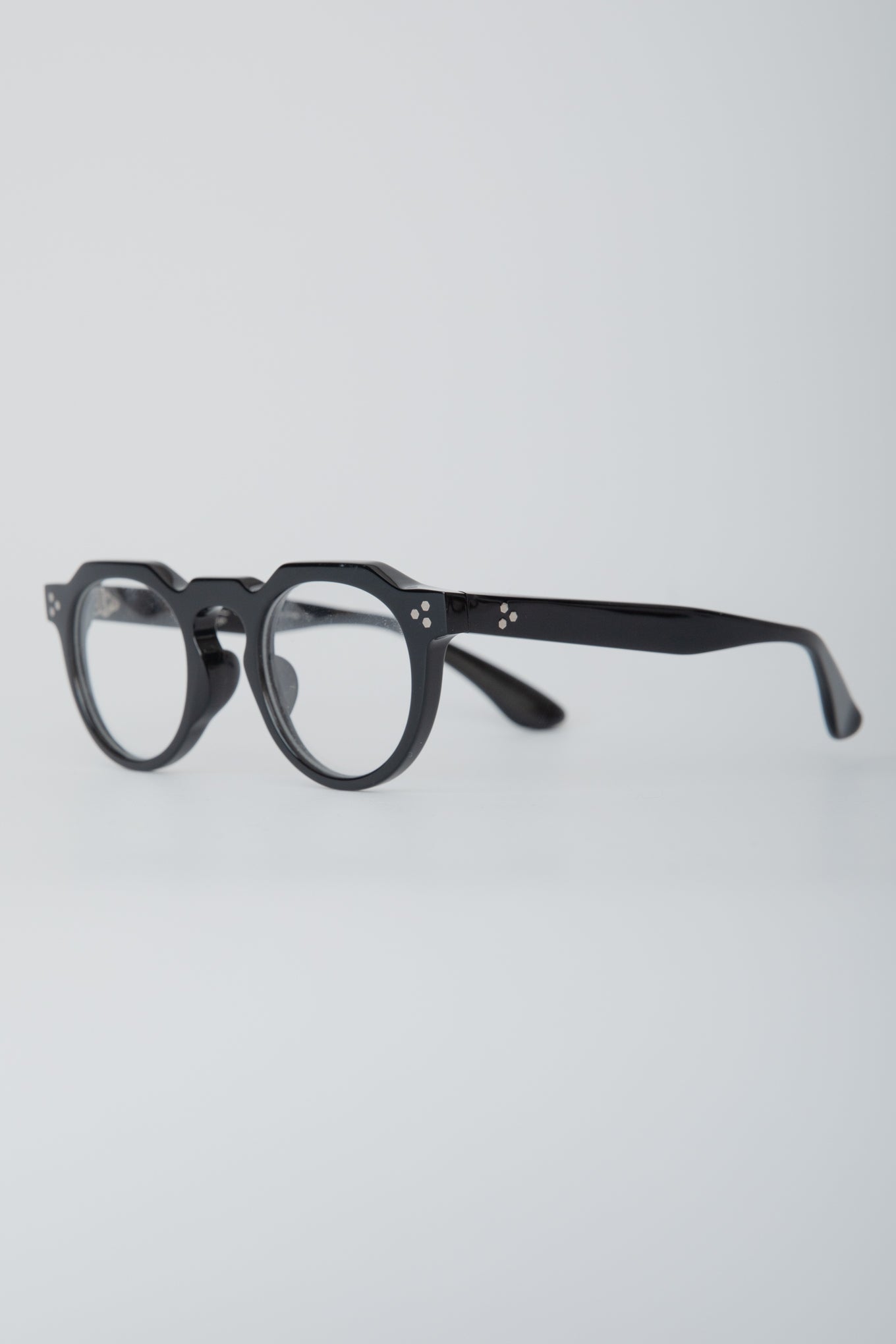 CROWN PANTO / FRAME-BLACK  LENS- CLEAR