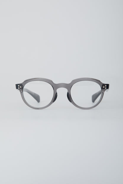 QUITO / FRAME-SMOKE  LENS- CLEAR