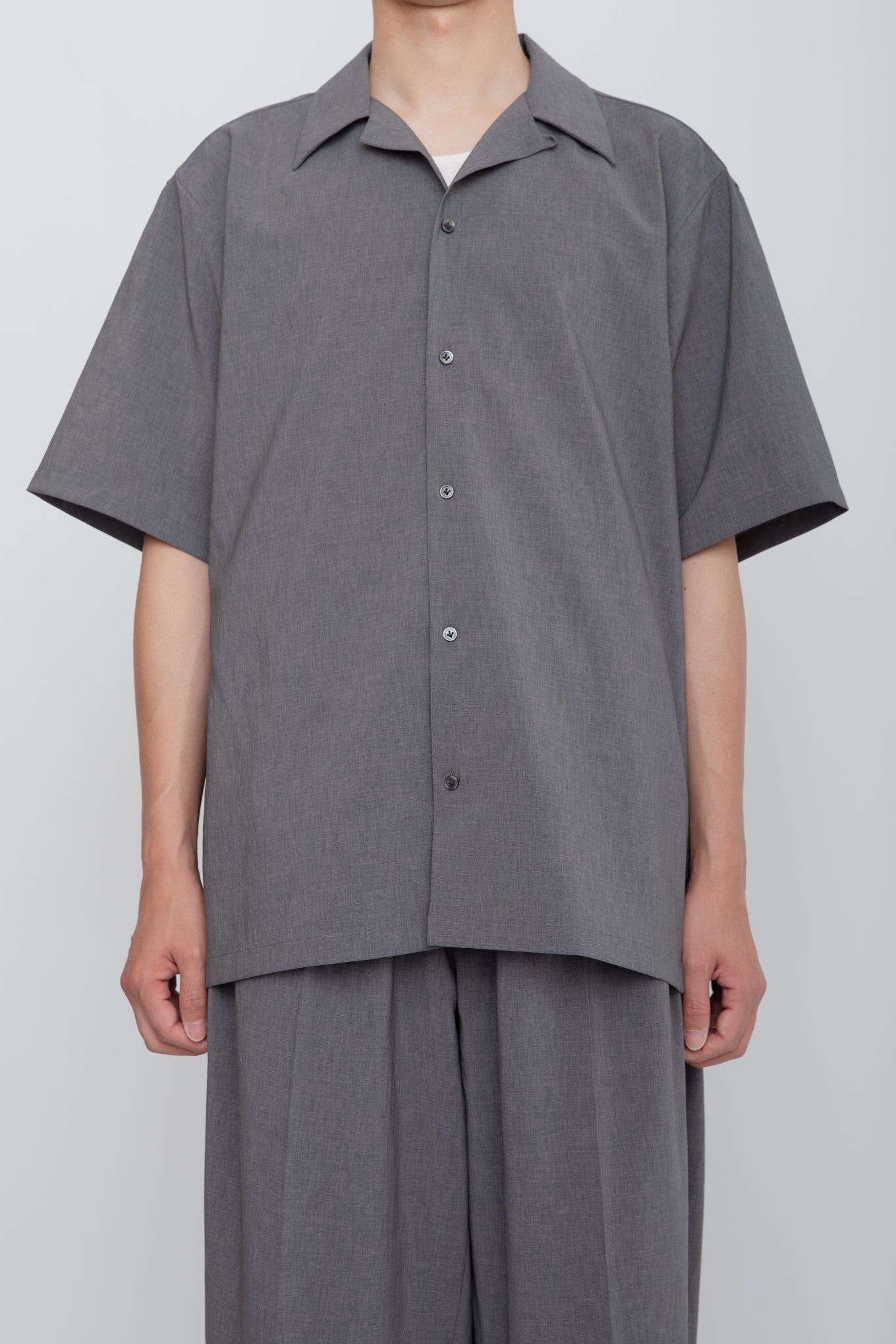 OPEN COLLAR SHIRT / GRAY
