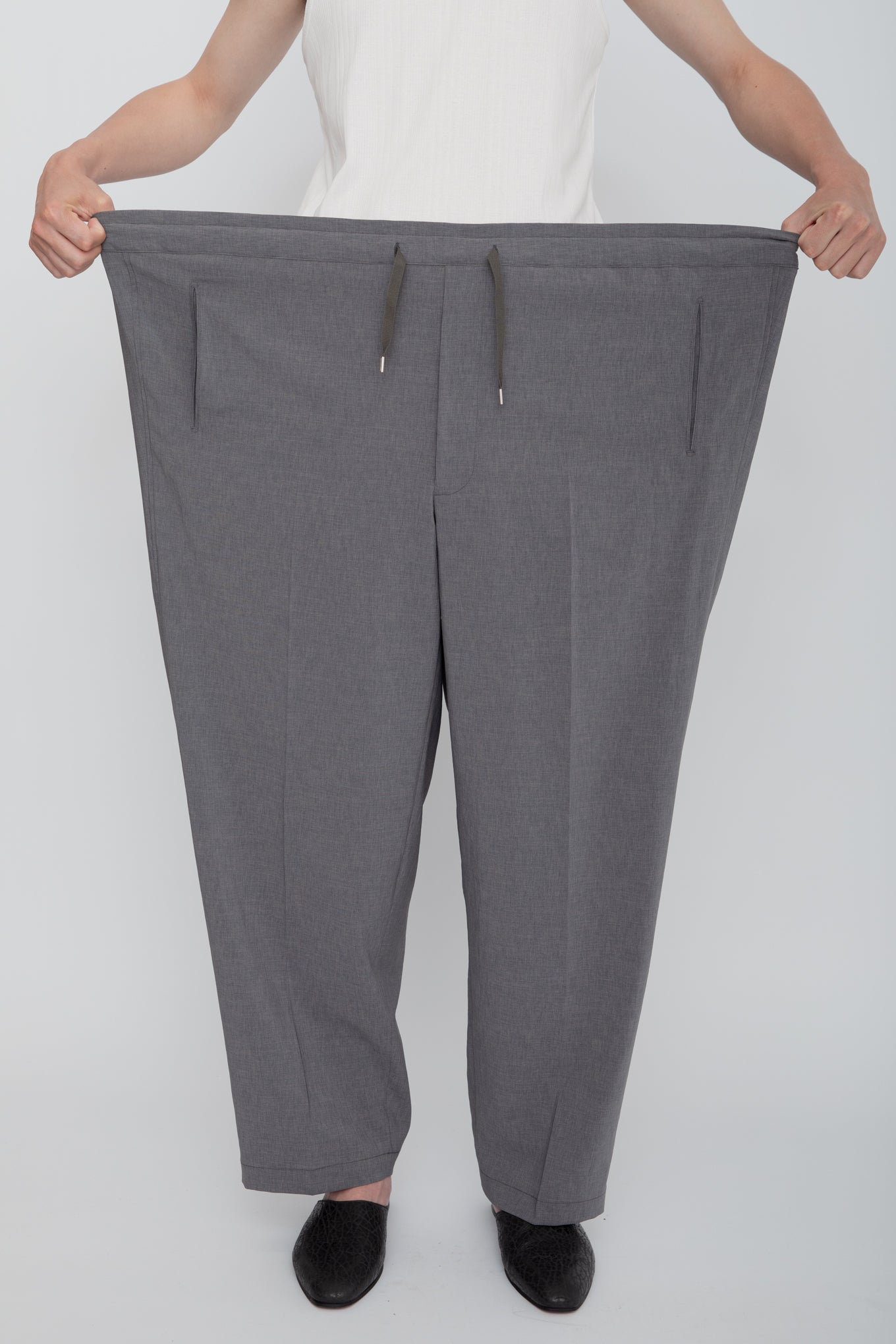 DOUGI PANTS / GRAY