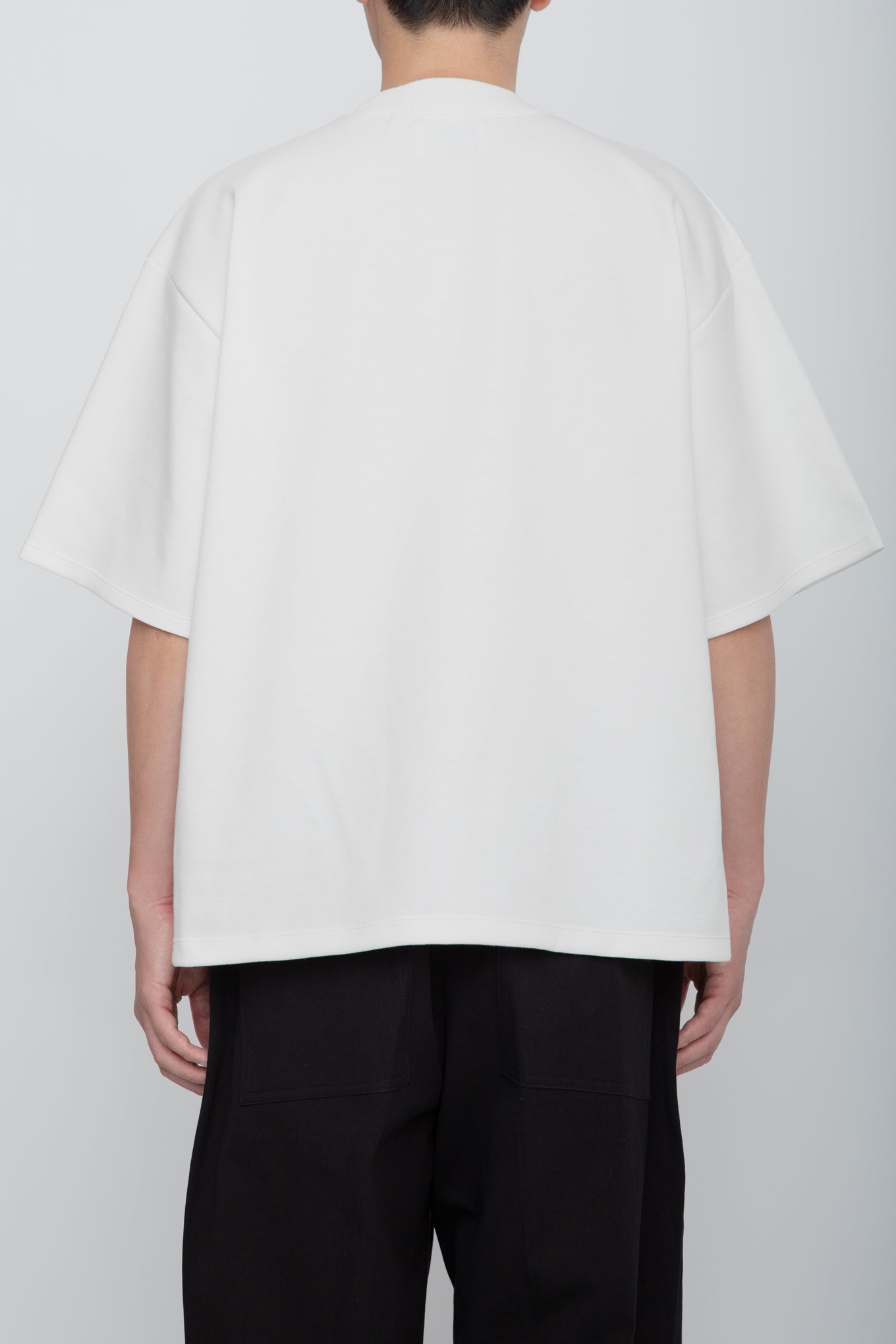 HIGH BACK COLLAR TEE  /  WHITE