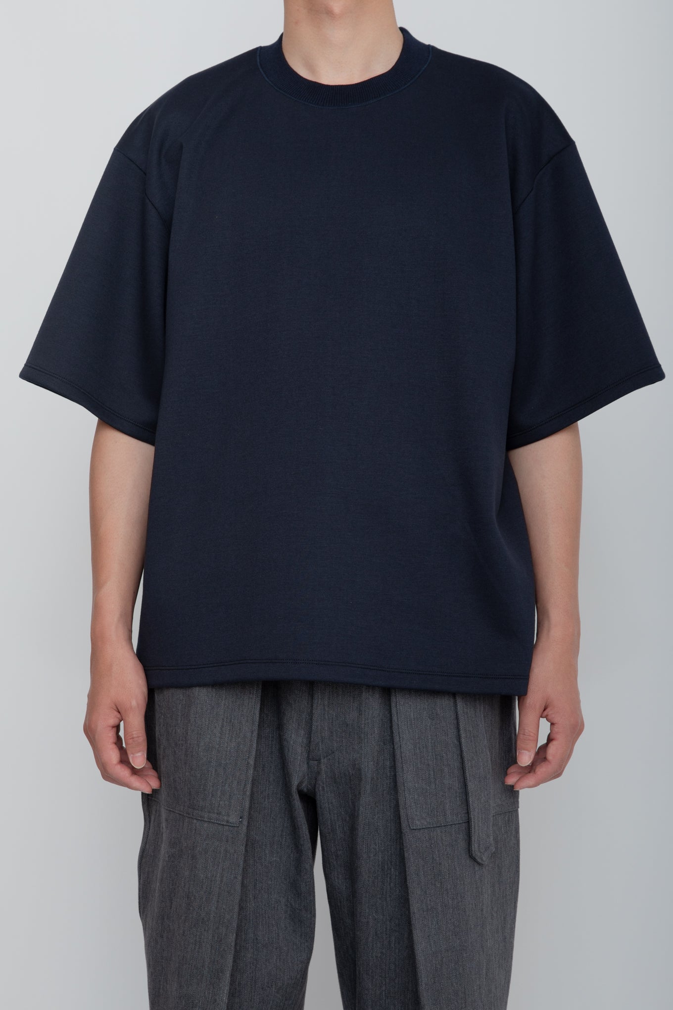 HIGH BACK COLLAR TEE  /  NAVY