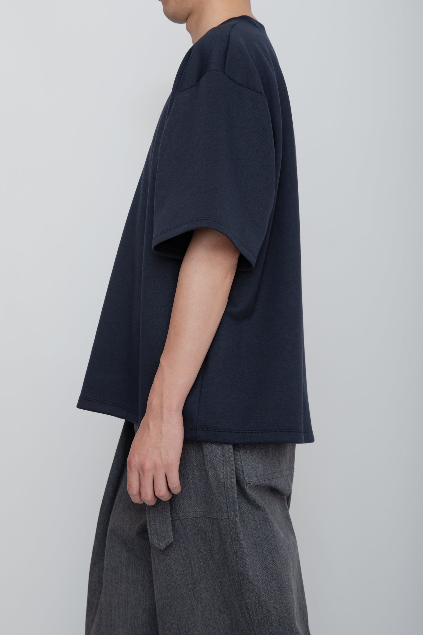 HIGH BACK COLLAR TEE  /  NAVY