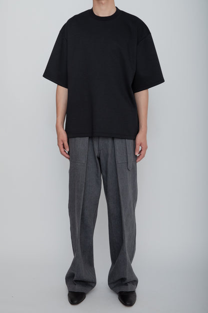 HIGH BACK COLLAR TEE  /  BLACK