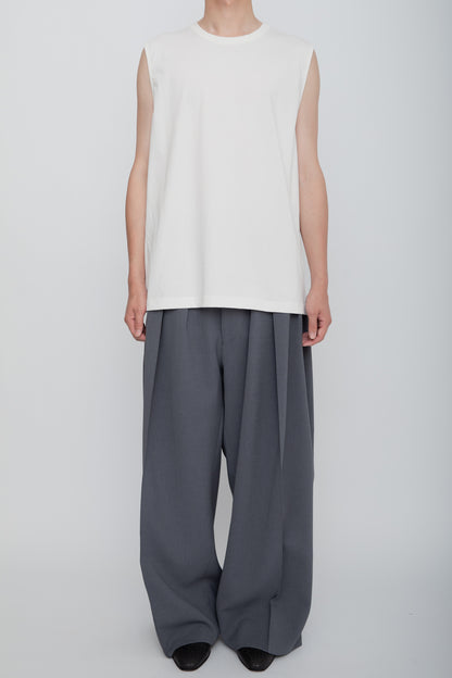 NO SLEEVE TEE  /  WHITE