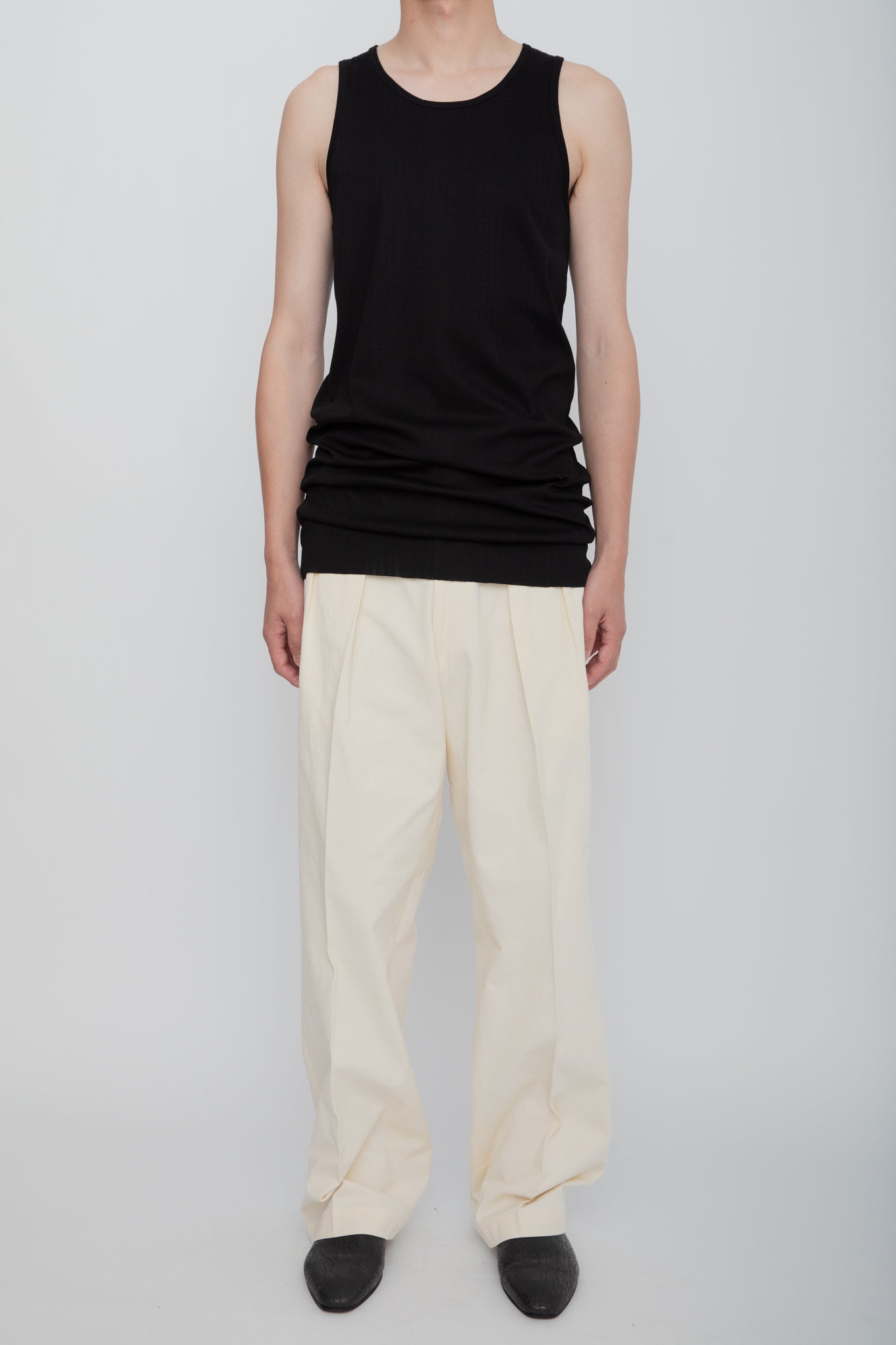 NUDE TANK TOP  /  BLACK