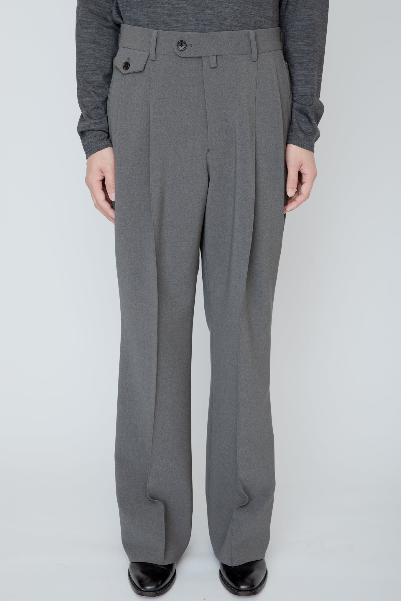 WIDE SEMI-FLARED TROUSERS / CHANEZUMI