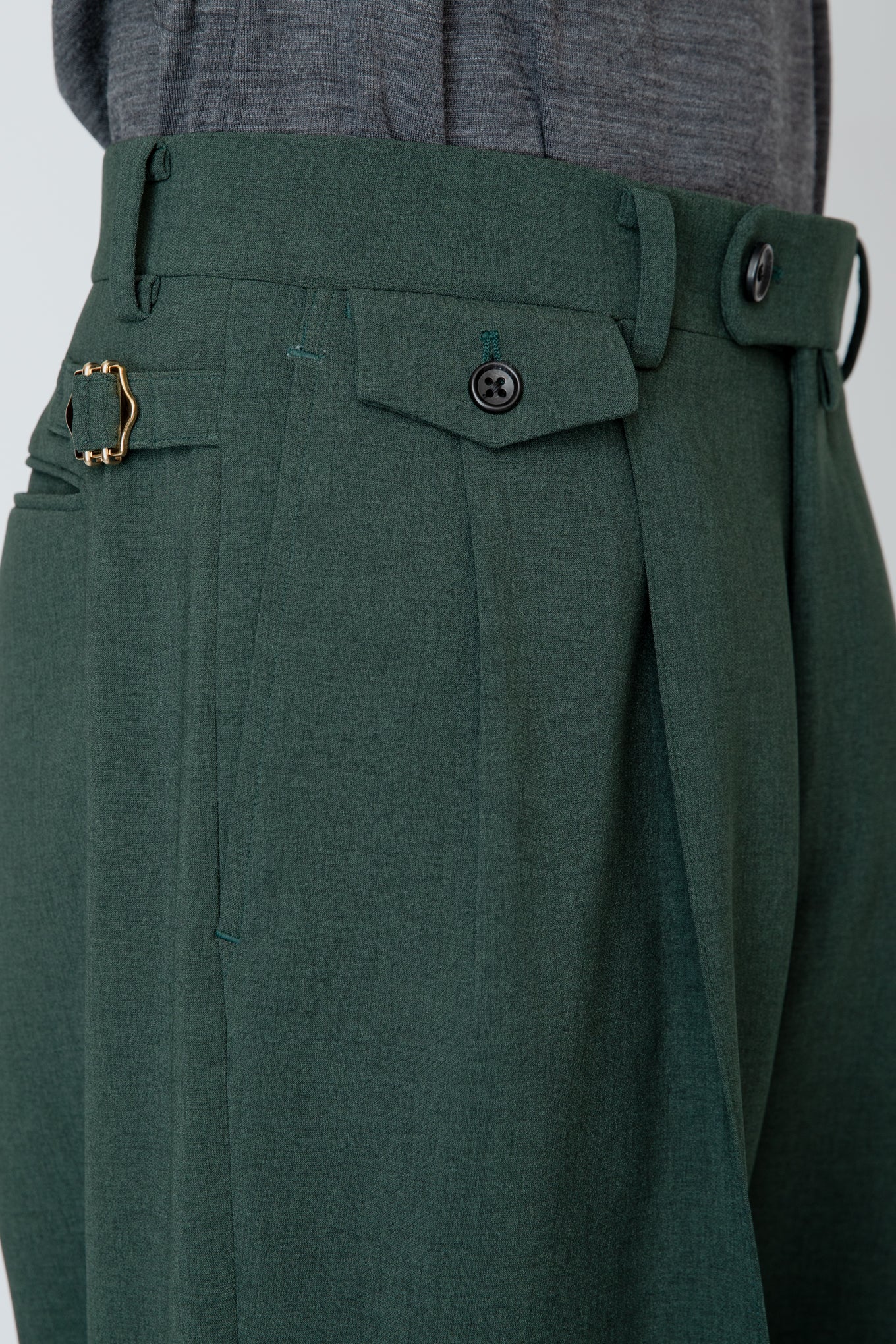 WIDE SEMI-FLARED TROUSERS / GREEN