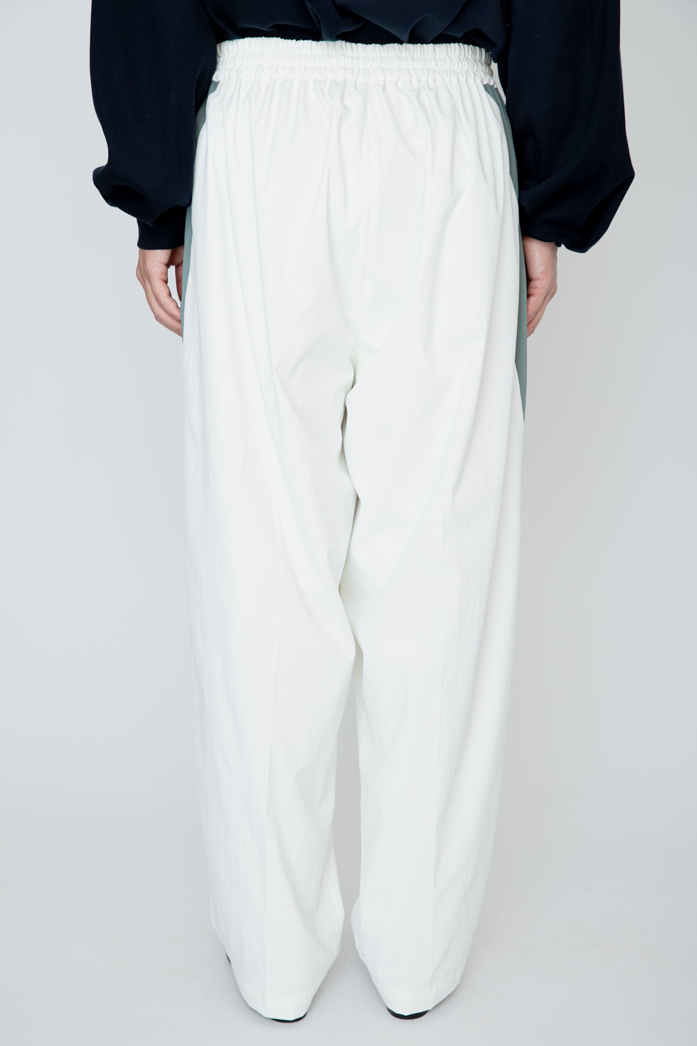 HERITAGE TRACK PANTS / WHITE