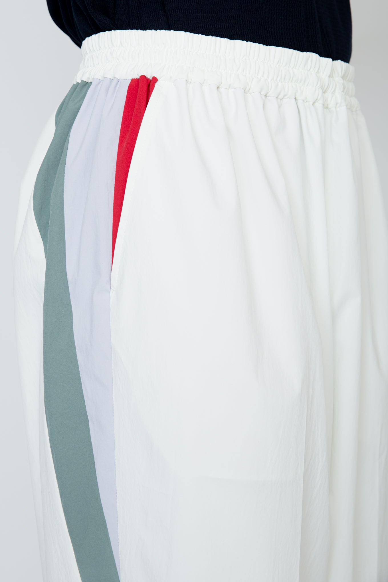 HERITAGE TRACK PANTS / WHITE
