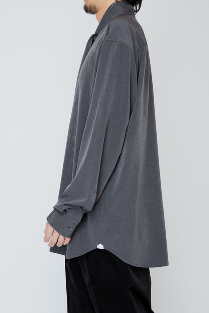 DETACHABLE SCARF-COLLAR SHIRT / CHARCOAL