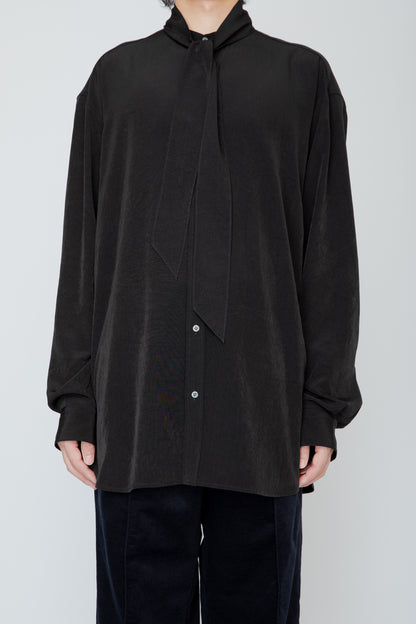 DETACHABLE SCARF-COLLAR SHIRT / BLACK