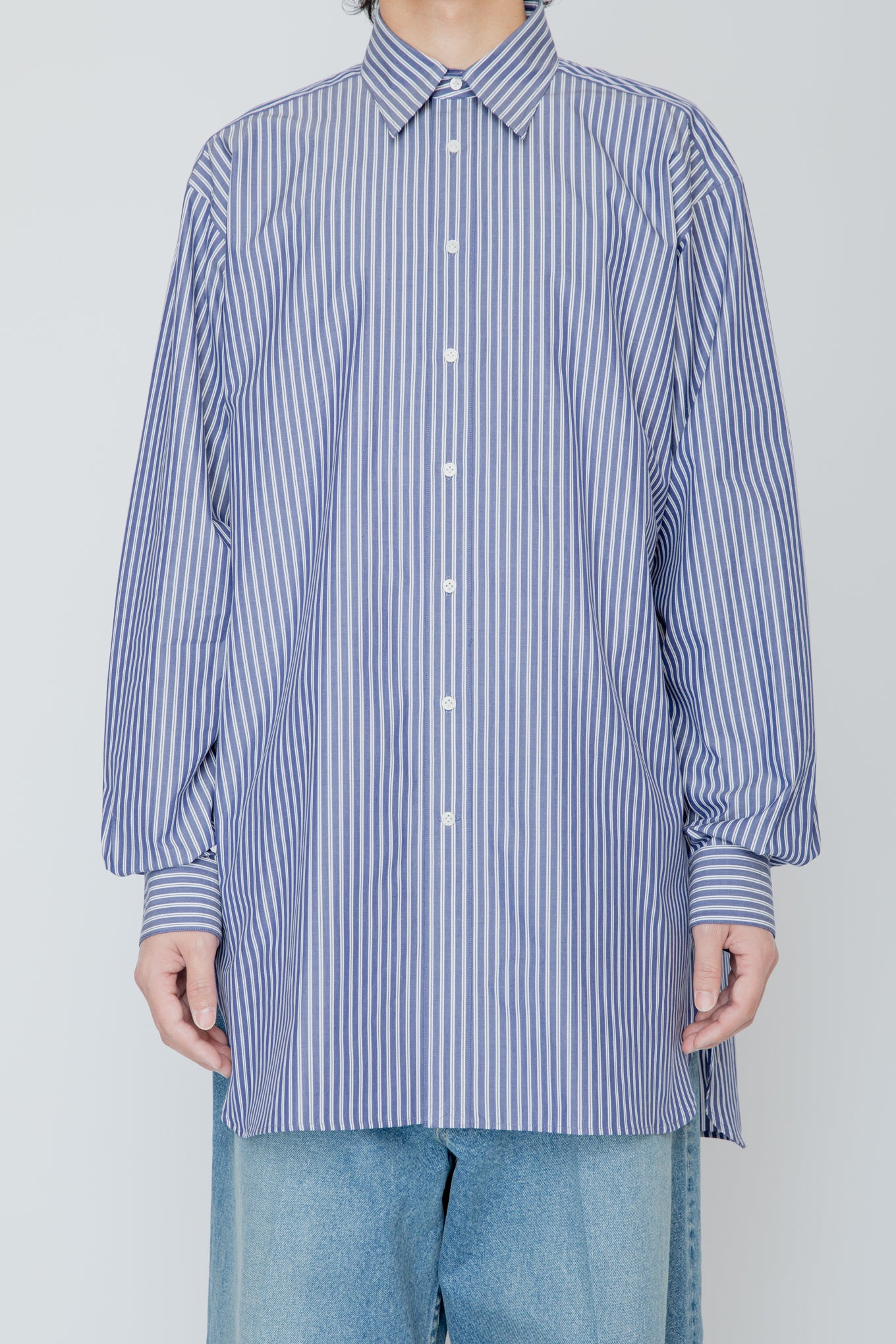 METAL-BUTTONED CUFF LONG SHIRT / STRIPE