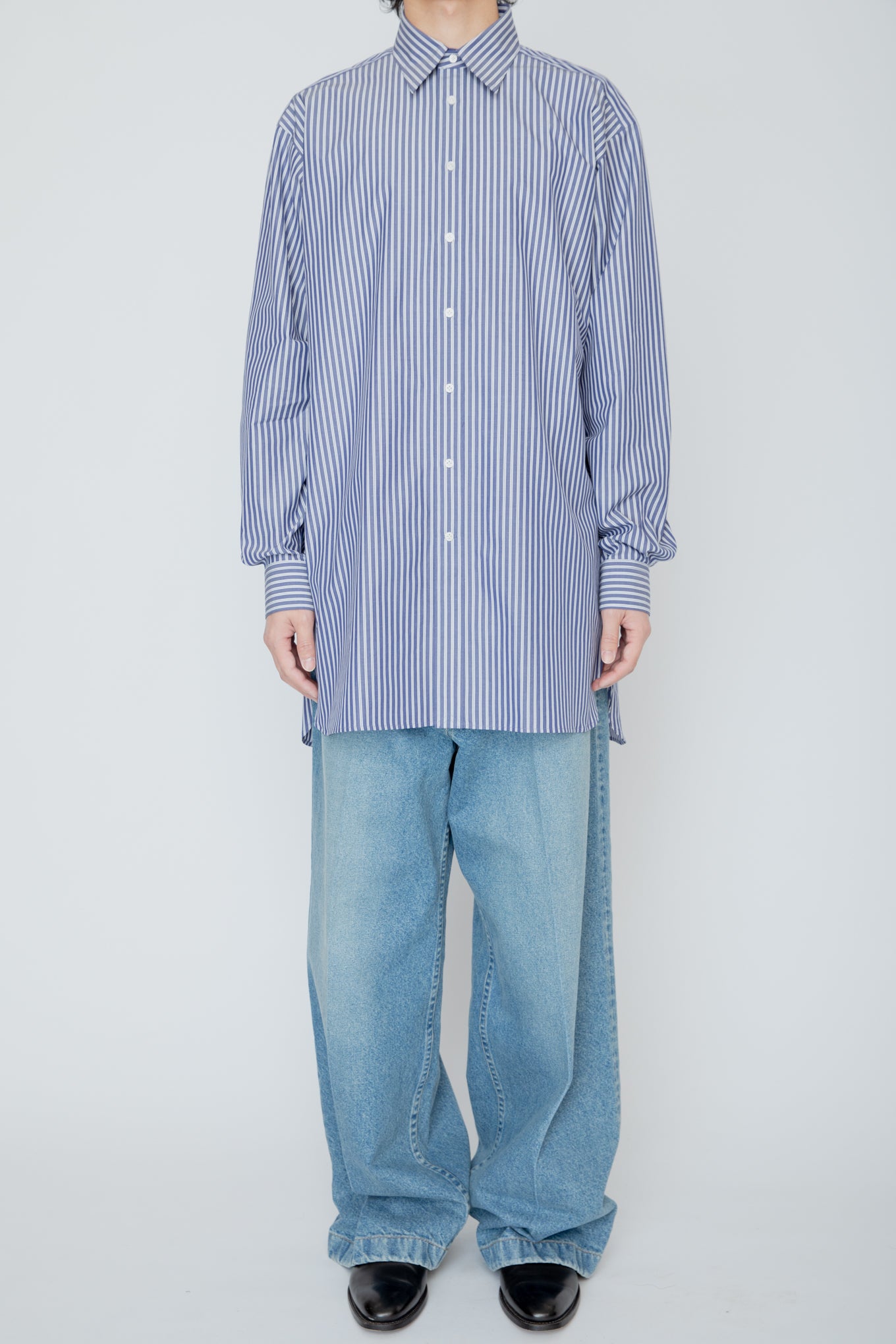METAL-BUTTONED CUFF LONG SHIRT / STRIPE