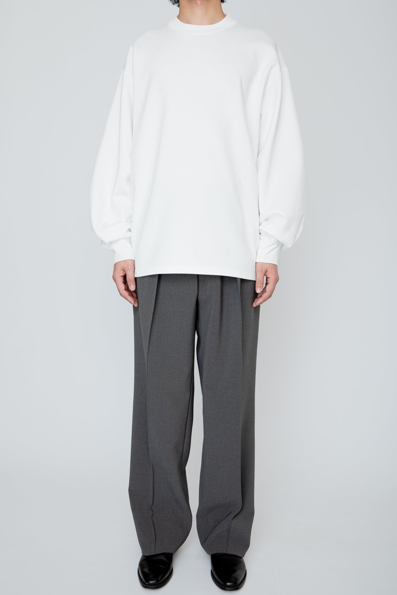 TUCK SLEEVE LONG TEE / WHITE