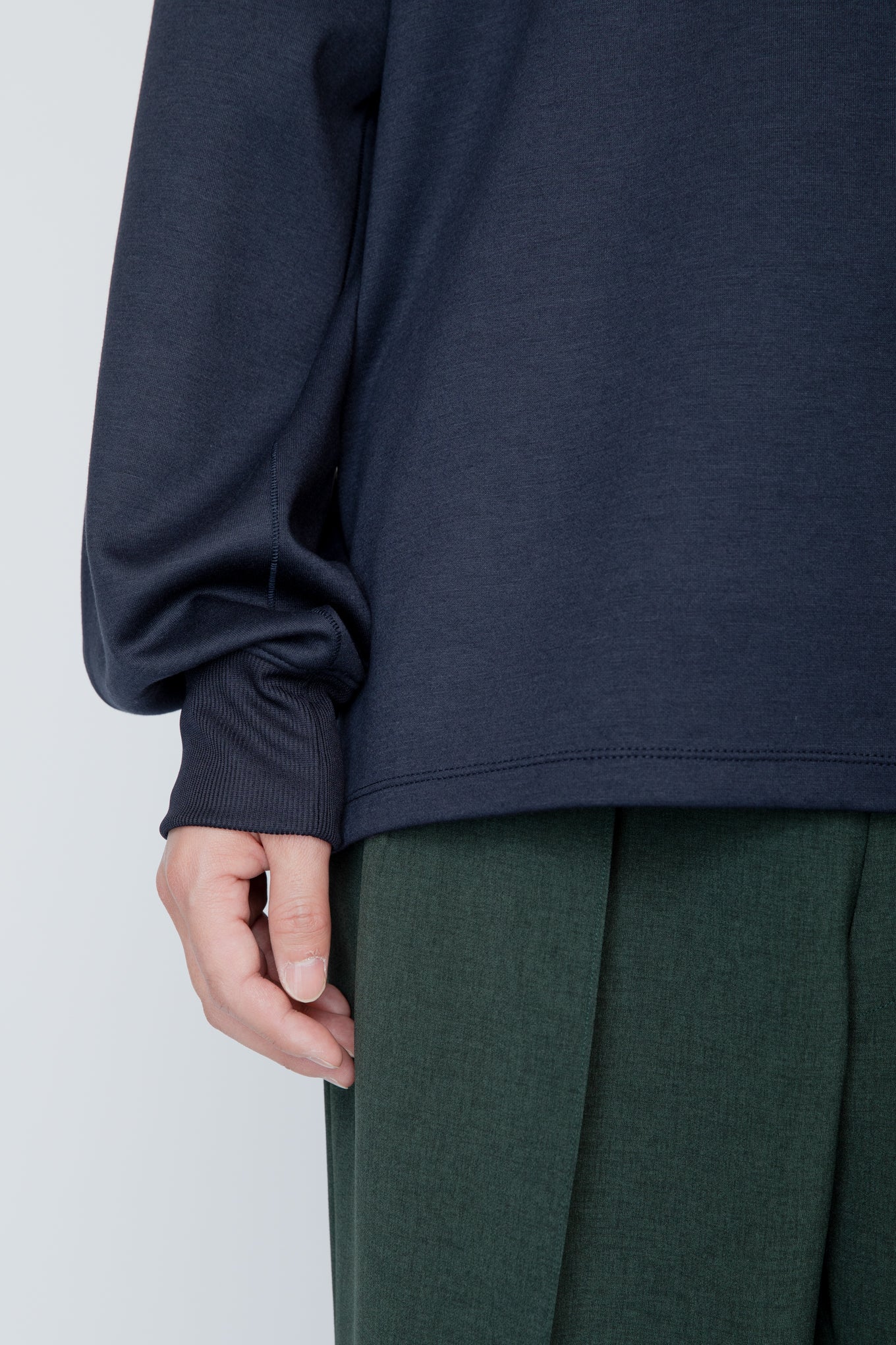 TUCK SLEEVE LONG TEE / NAVY