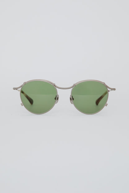 G90 / FRAME-MATTE TITANIUM LENS-GREEN
