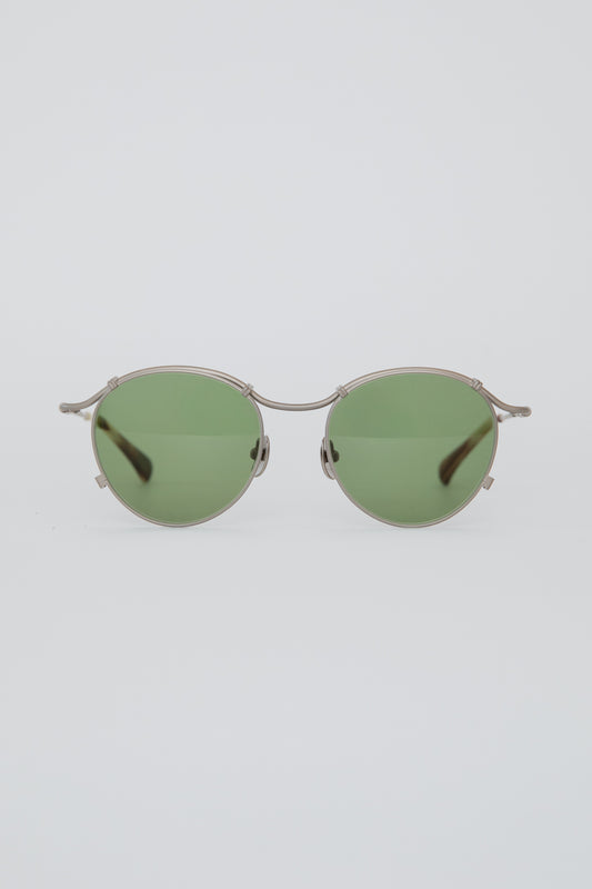 G90 / FRAME-MATTE TITANIUM LENS-GREEN