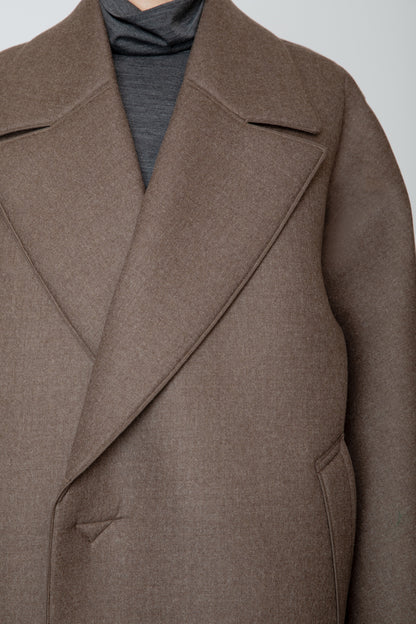 LOFTED ULSTER COAT / BROWN