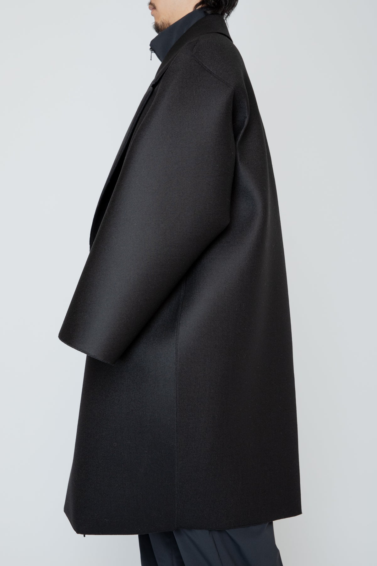 LOFTED ULSTER COAT / BLACK