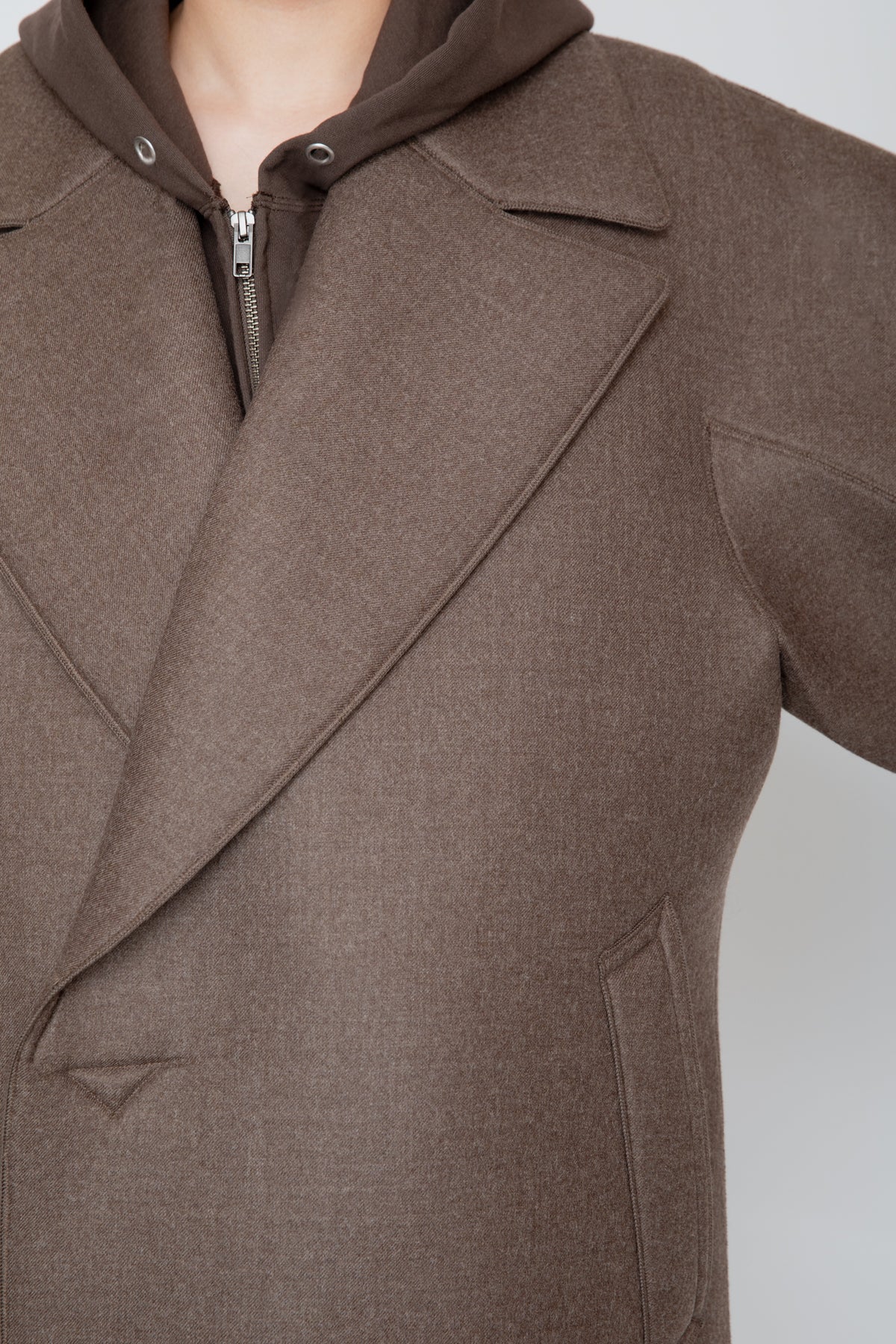 LOFTED ULSTER SHORT COAT / BROWN