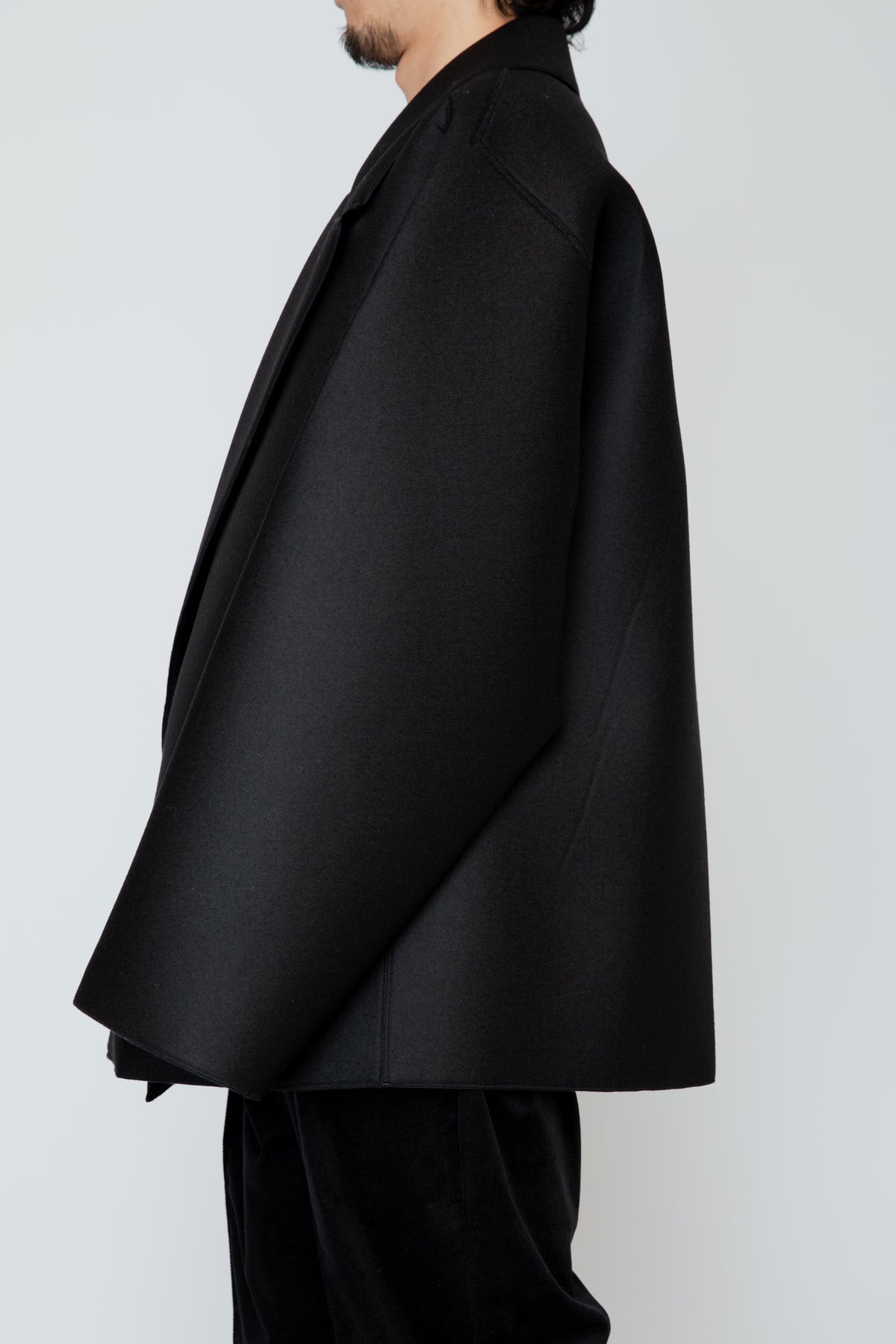 LOFTED ULSTER SHORT COAT / BLACK
