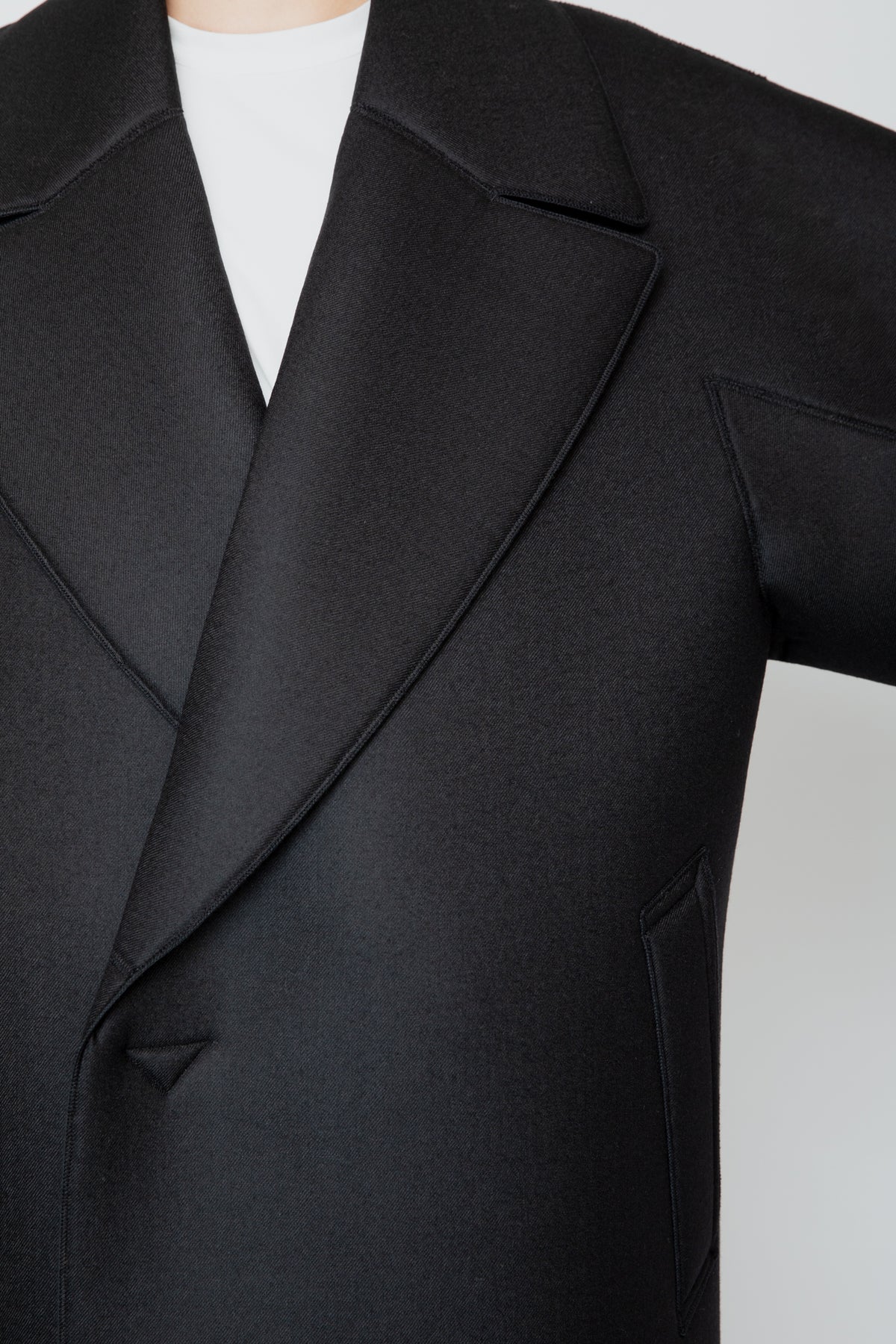 LOFTED ULSTER SHORT COAT / BLACK