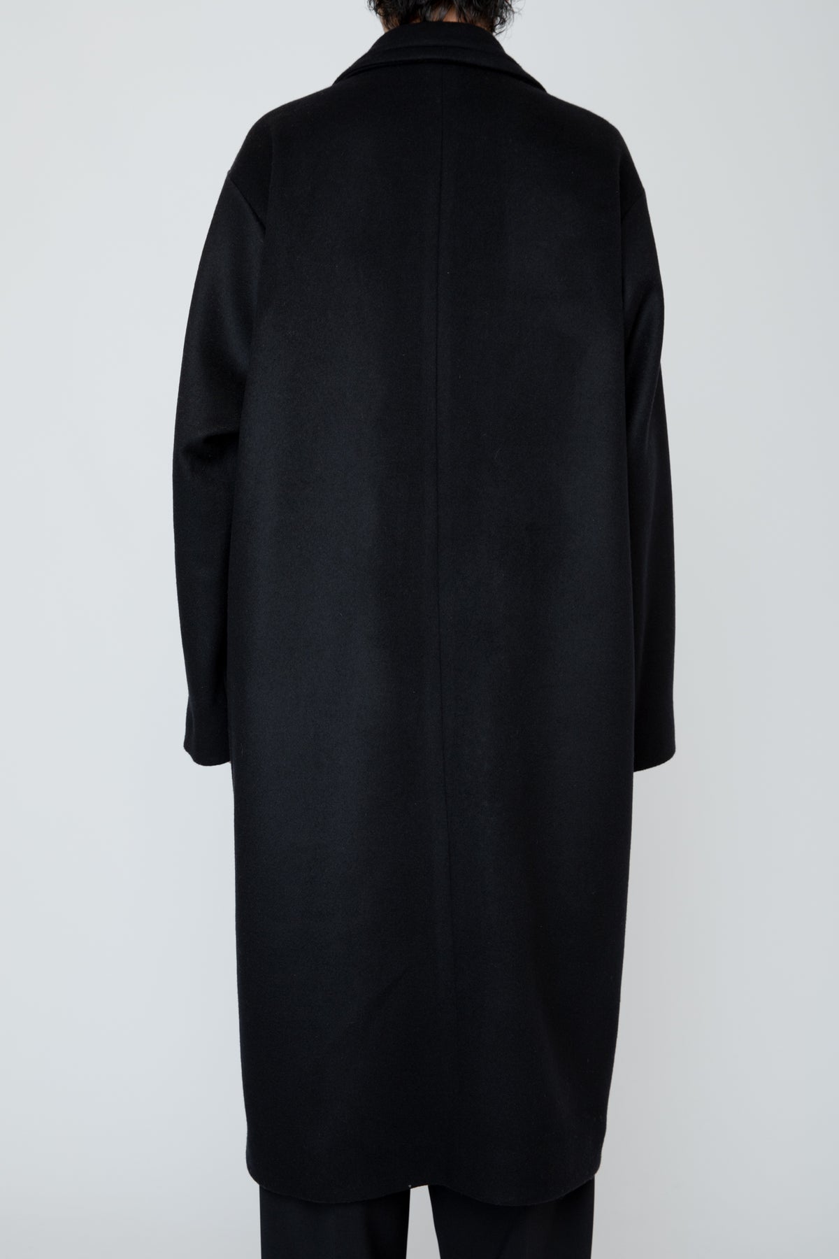 RELIEF FRAME COAT / BLACK