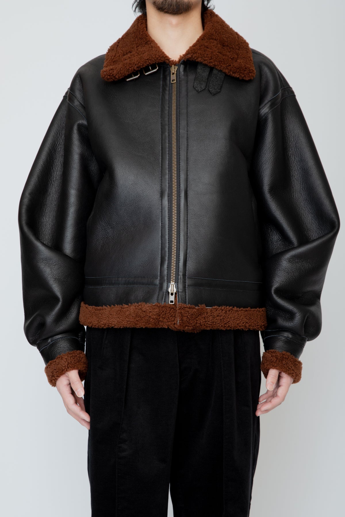 PLEATED AVIATOR JACKET / BLACK