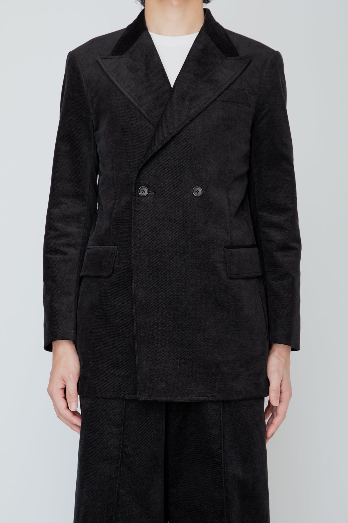 DOUBLE BREASTED SHORT JACKET / BLACK