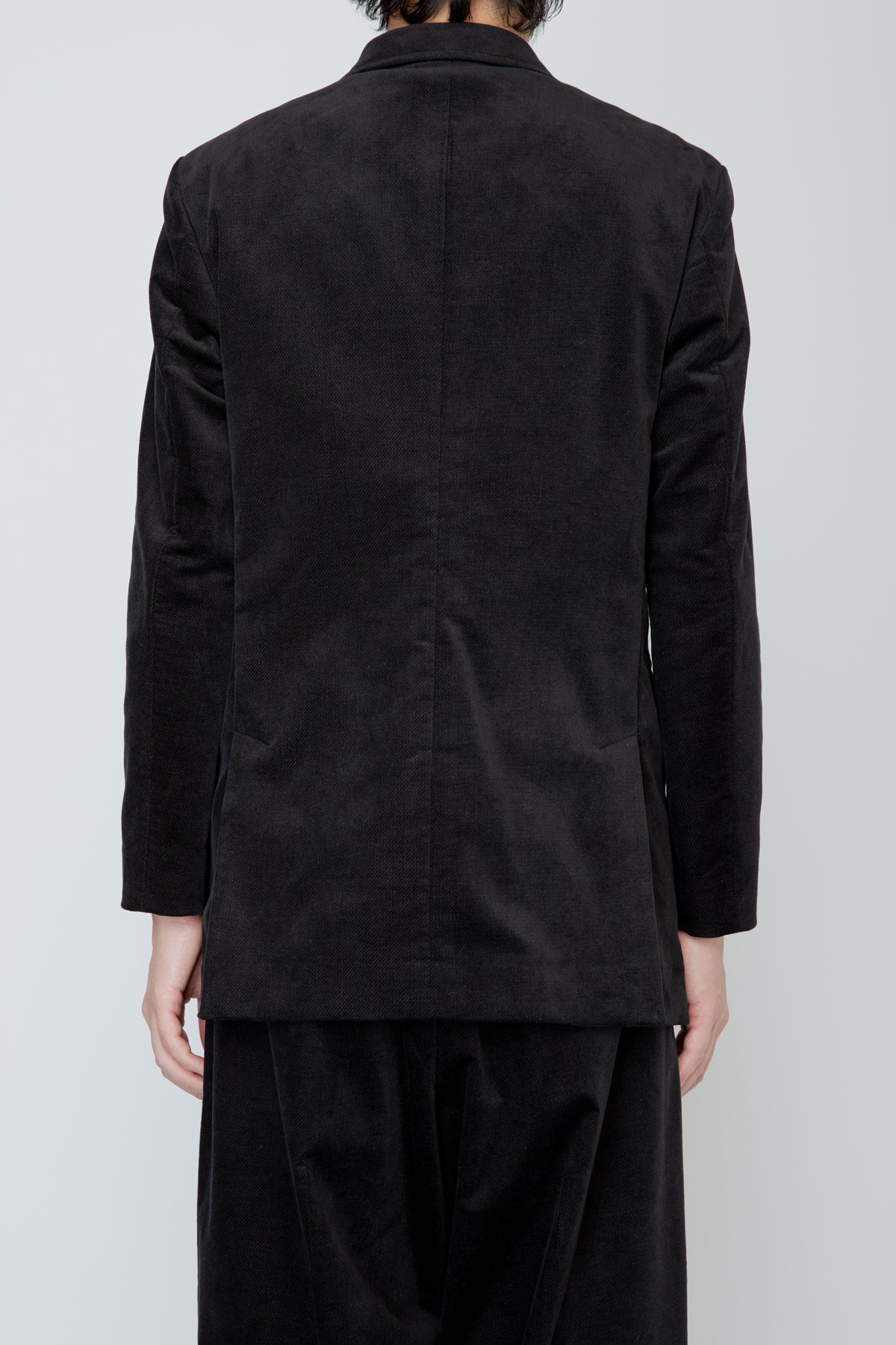 DOUBLE BREASTED SHORT JACKET / BLACK