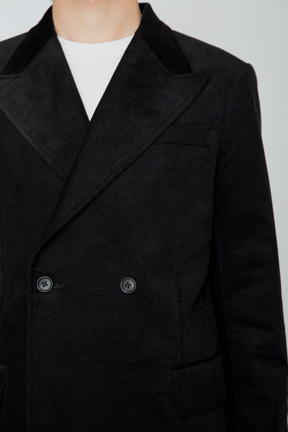 DOUBLE BREASTED SHORT JACKET / BLACK