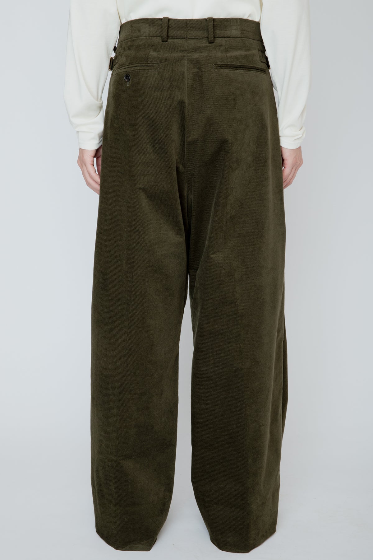 NO-TUCK HAKAMA TROUSERS / KHAKI