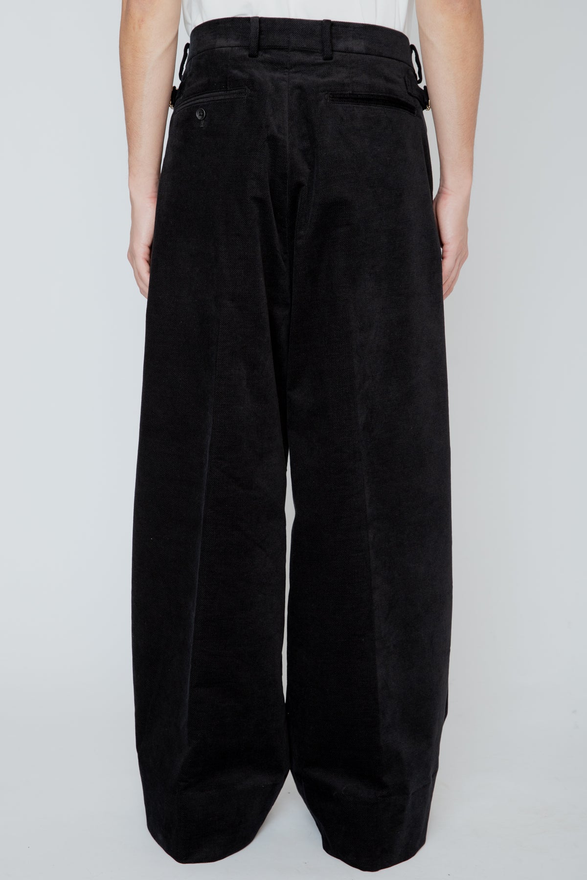 NO-TUCK HAKAMA TROUSERS / BLACK
