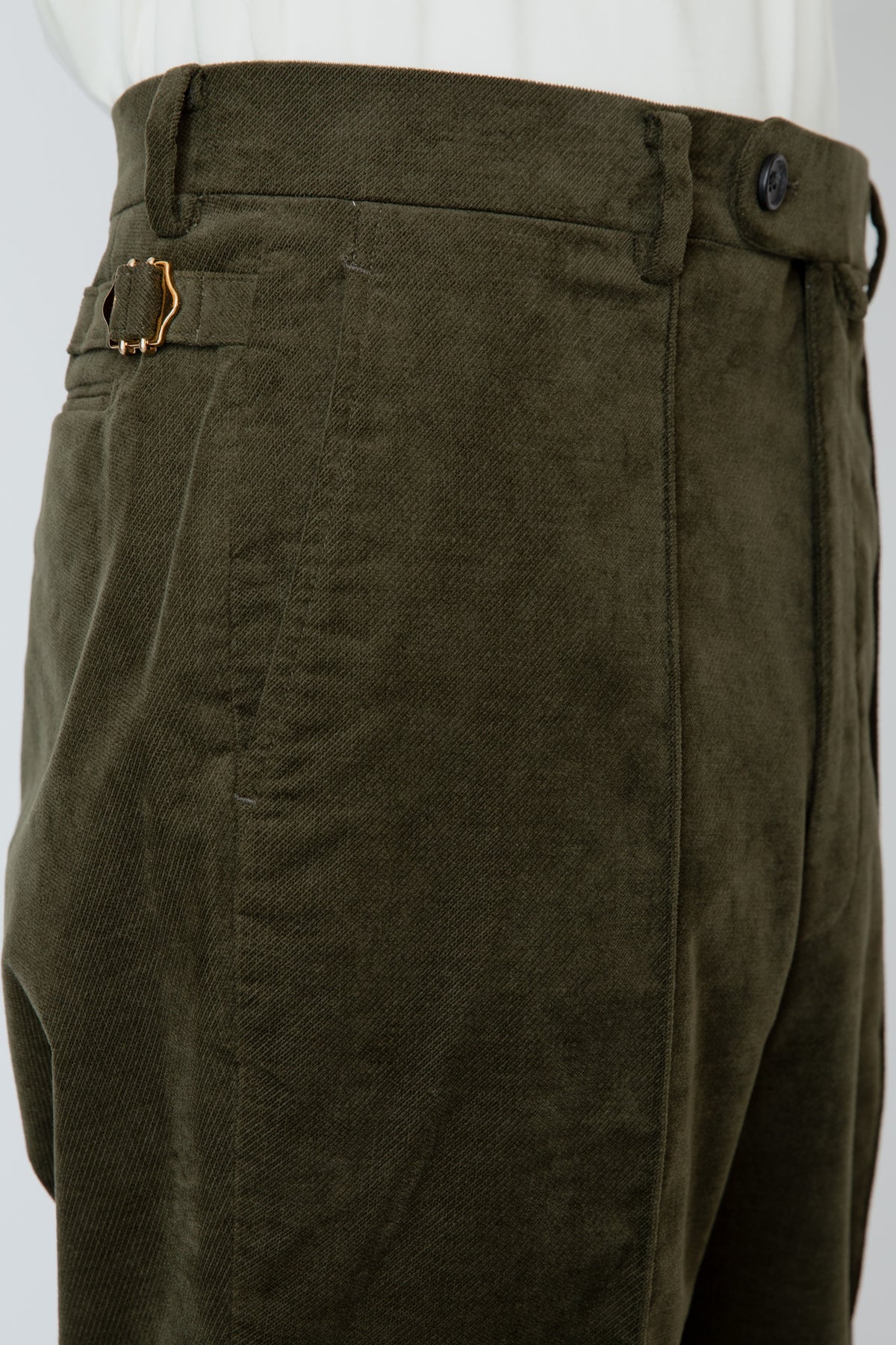 SEMI-FLARED TROUSERS / KHAKI