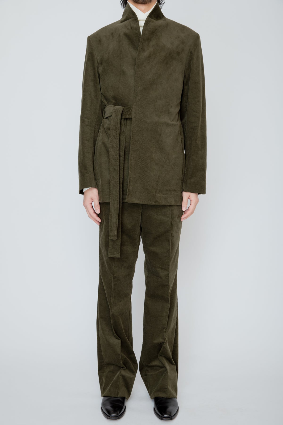 SEMI-FLARED TROUSERS / KHAKI