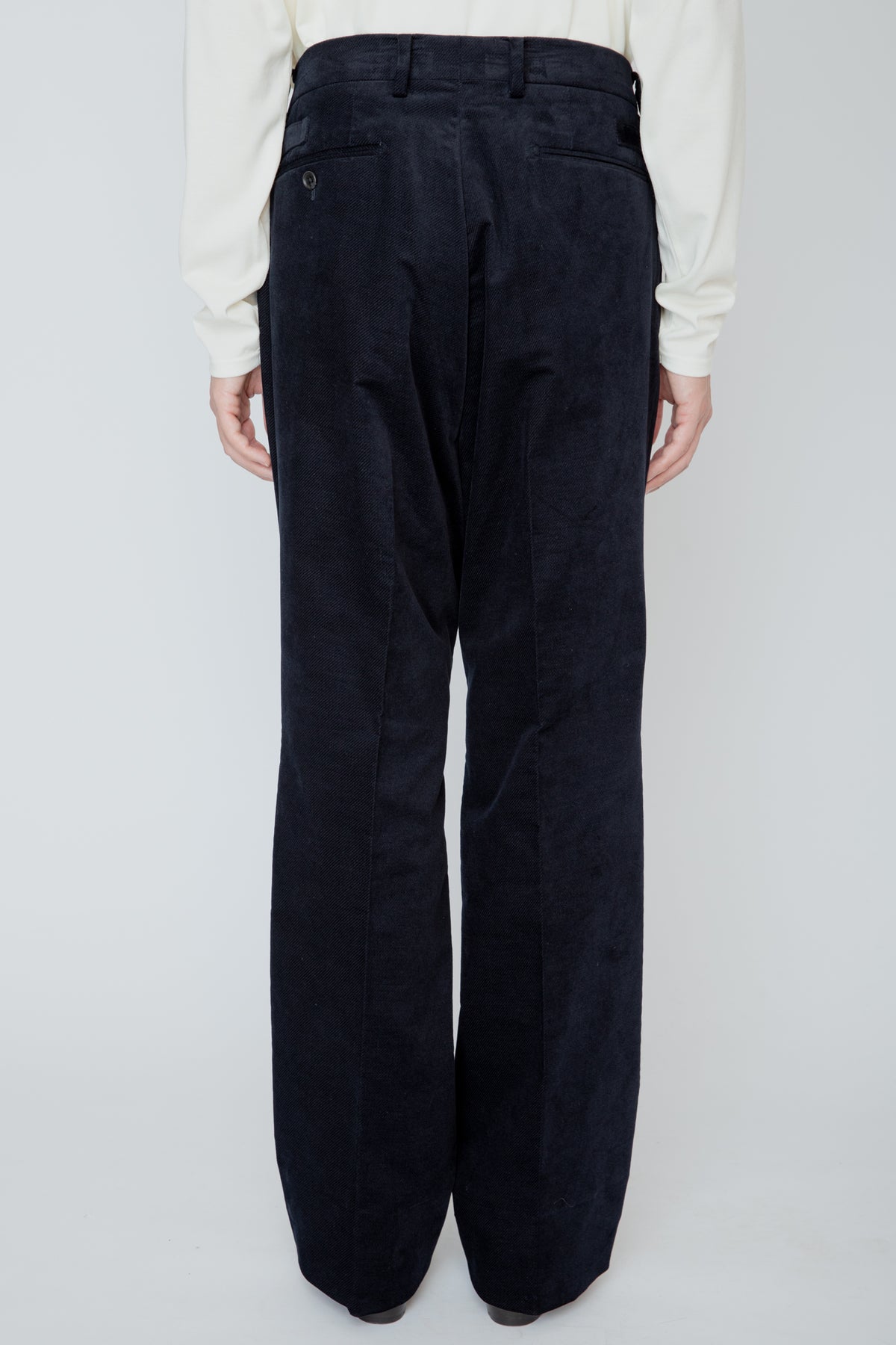 SEMI-FLARED TROUSERS / NAVY
