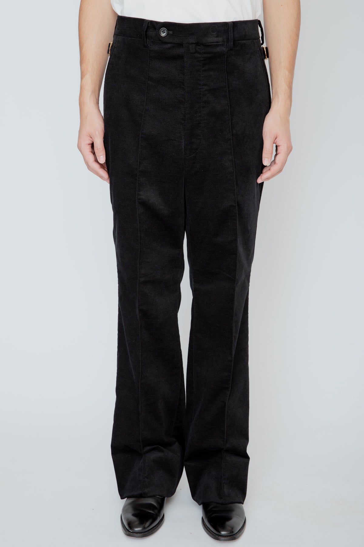SEMI-FLARED TROUSERS / BLACK