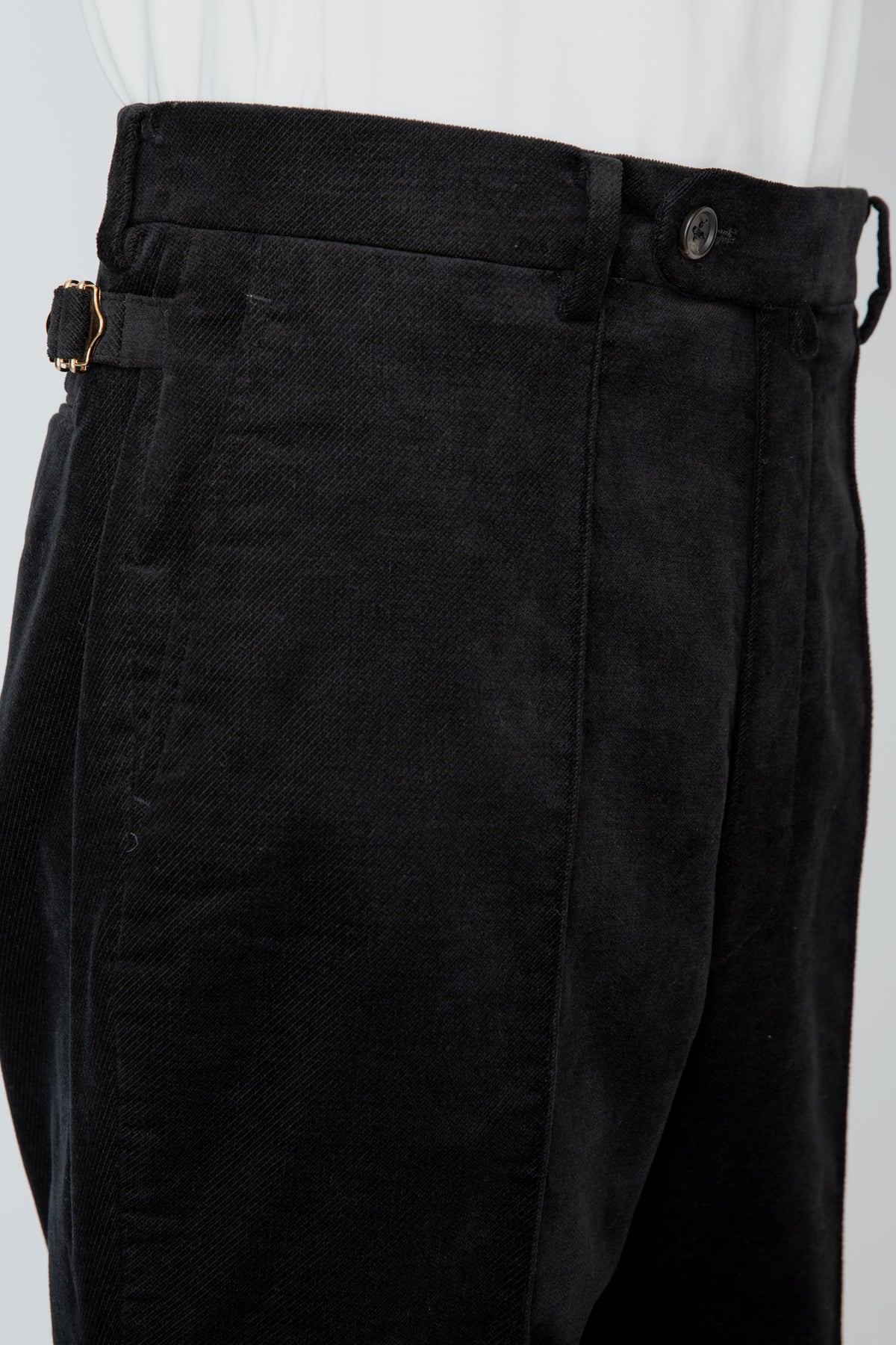 SEMI-FLARED TROUSERS / BLACK