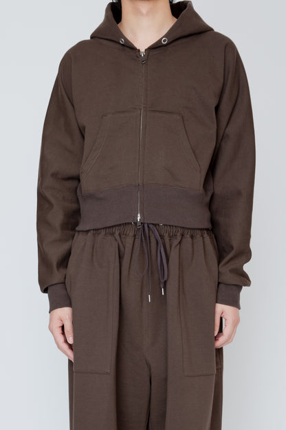 ONE-SIDE KIMONO SLEEVE ZIP-UP HOODIE_TIGHT FIT / BROWN