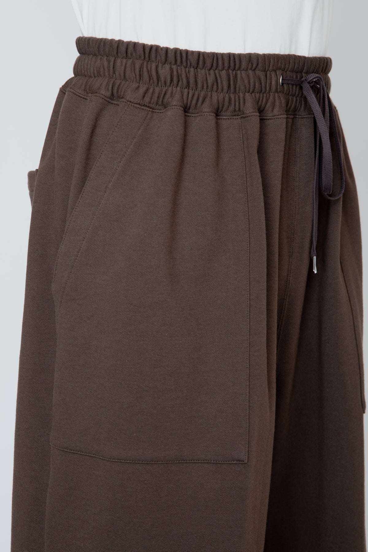 HAKAMA SWEATPANTS / BROWN