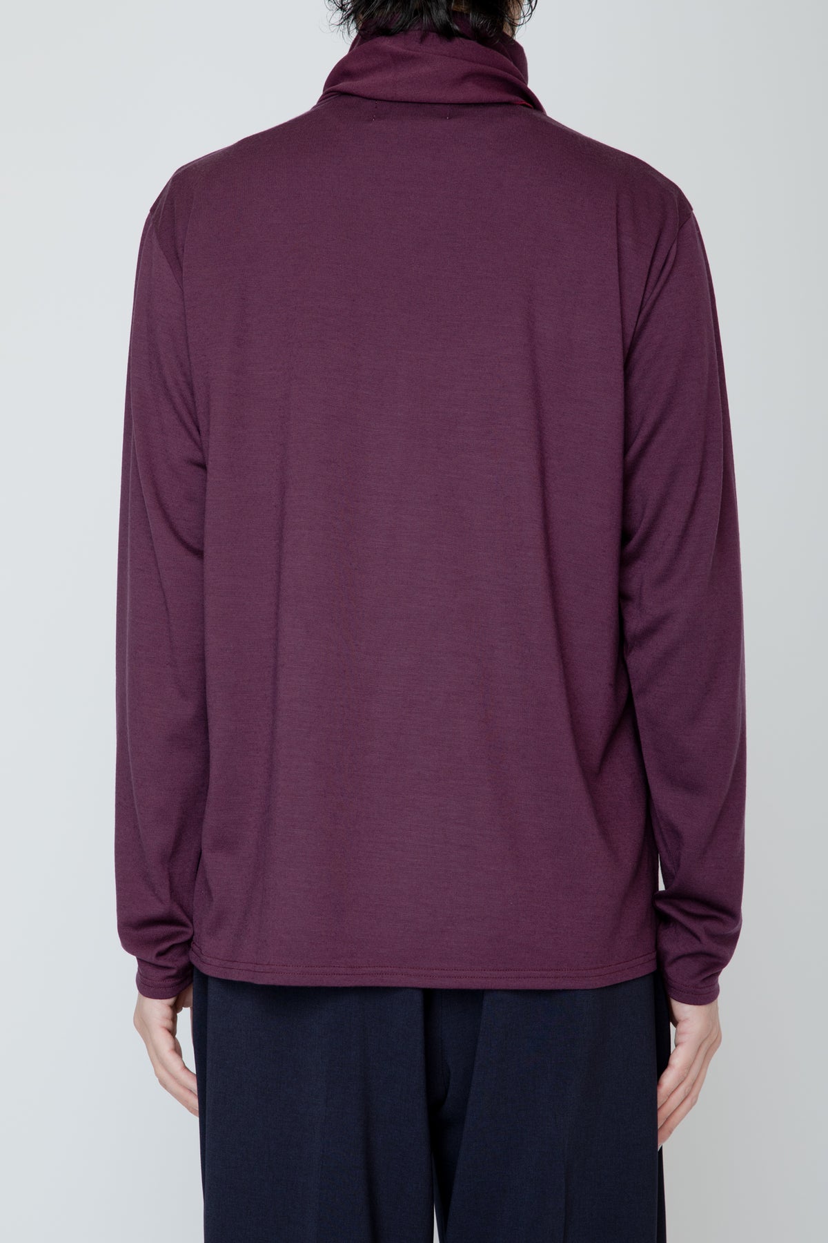 WASHABLE-WOOL HIGH NECK SHIRT / PURPLE