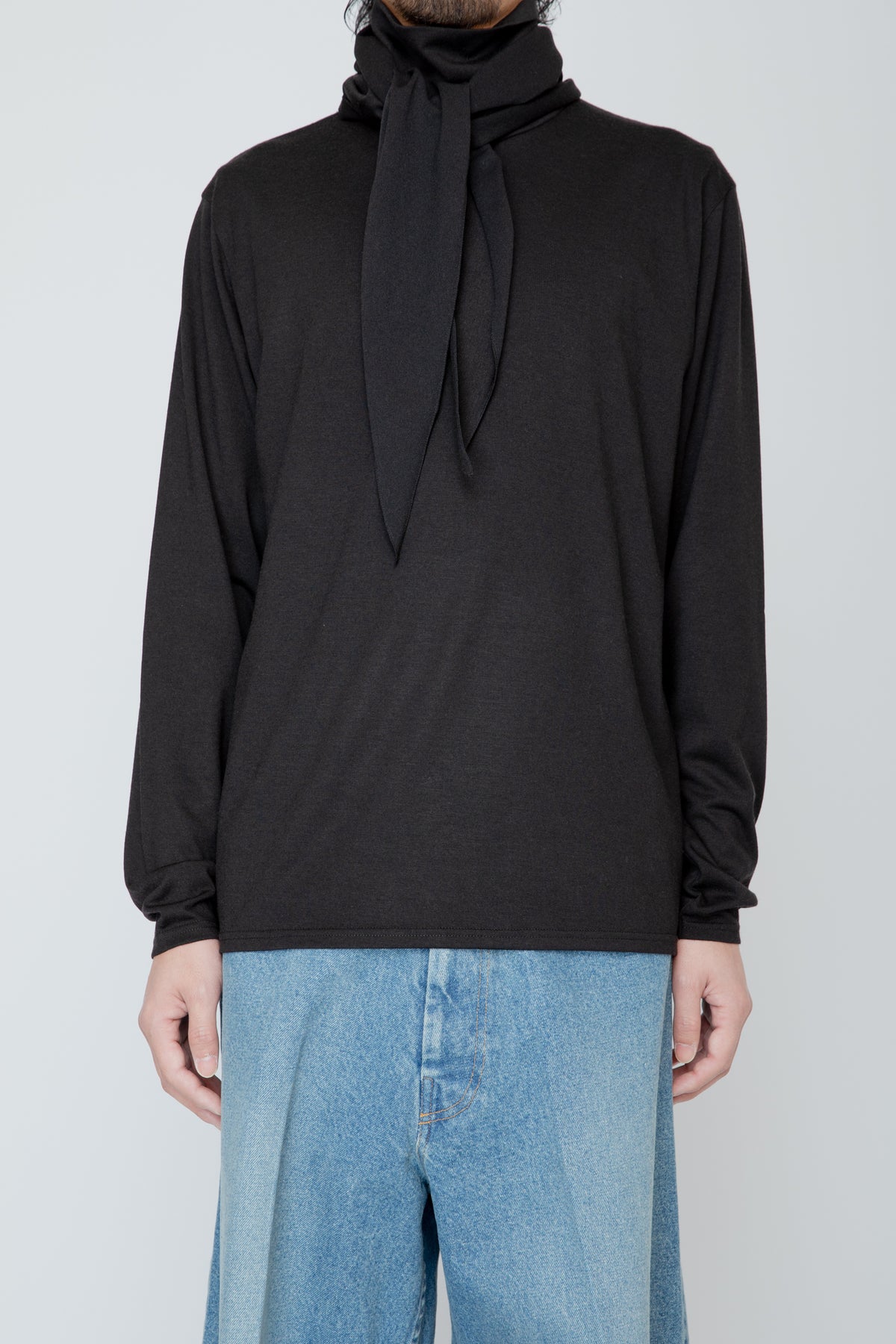 WASHABLE-WOOL HIGH NECK SHIRT / BLACK